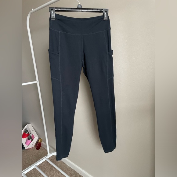 Butter soft Leggings - Picture 1 of 3